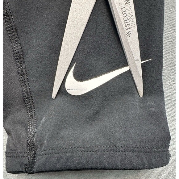 Nike Pro Combat Dri-Fit Black Bottoms Boys XL Compression Workout BV3516-010 - Picture 13 of 14